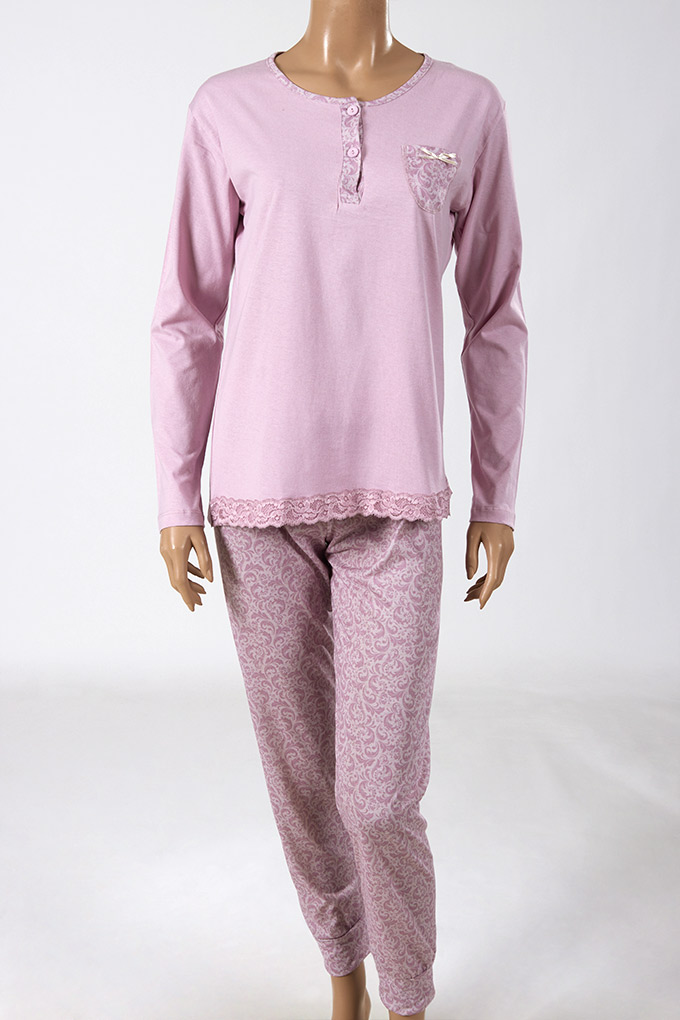 Woman Pyjama Set w/ Lace