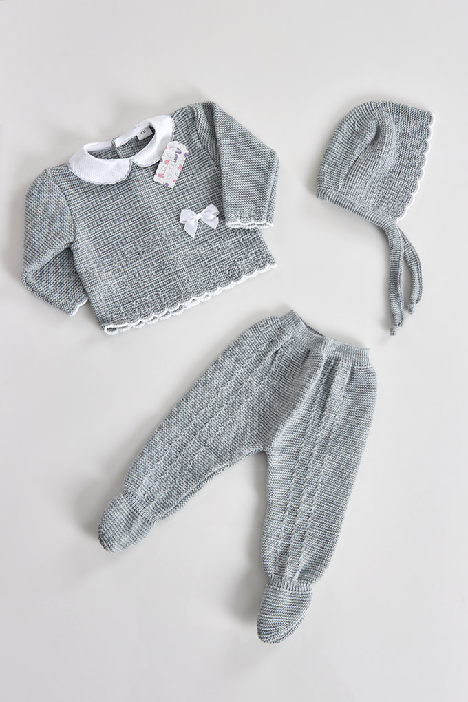 Knitted 3 Pieces Baby Set w/ Bow