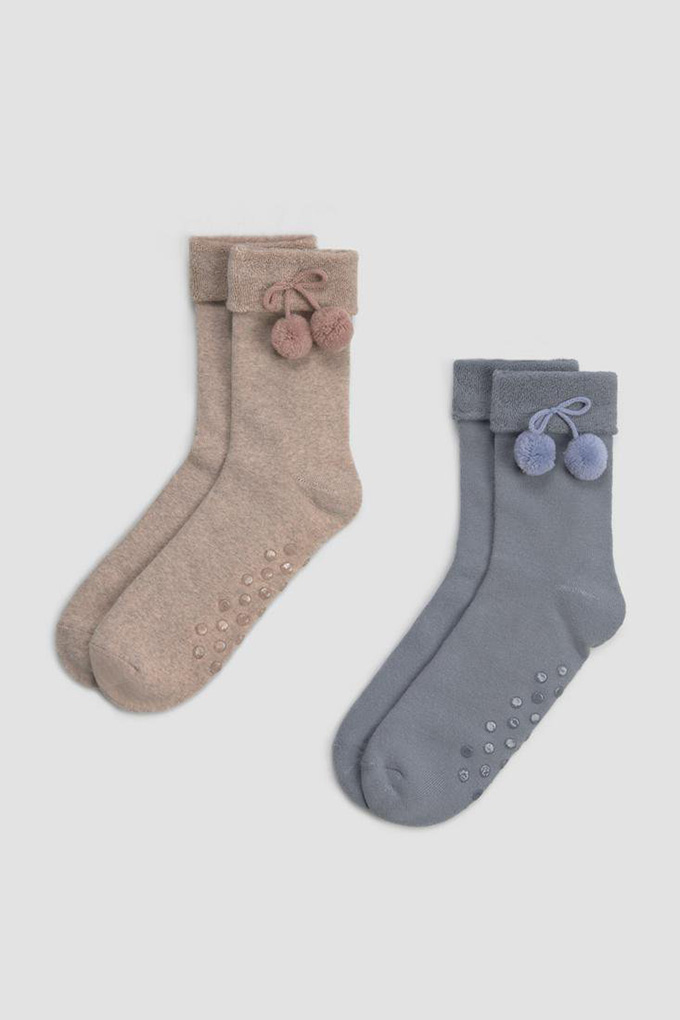Woman Non-slip Socks w/ Pompons