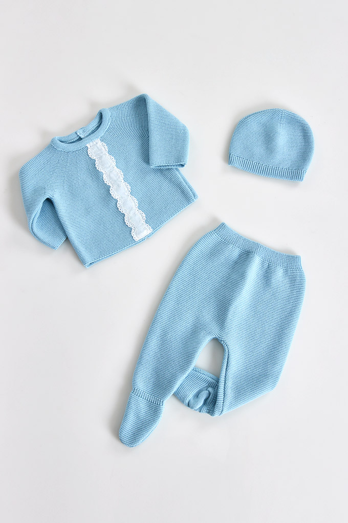 Laced 3 Pieces Knitted Baby Set